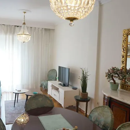 The Velvet View House 塞萨洛尼基