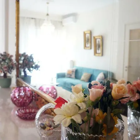 The Velvet View House * 塞萨洛尼基